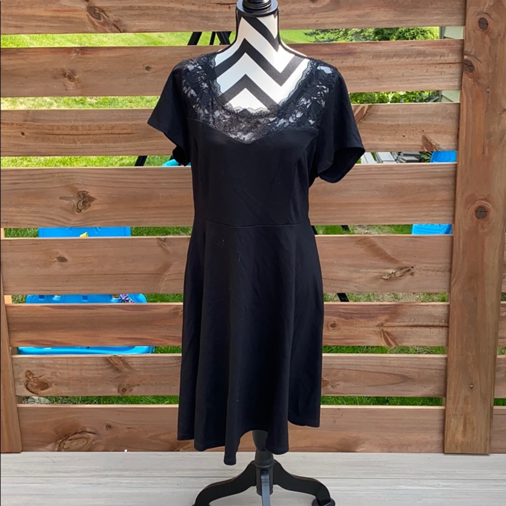 Torrid plus size black lace embellished dress nwt